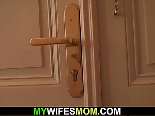Girlfriends mom spreads legs for him